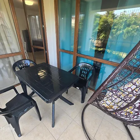 Elia Relax & Lux מלון דירות 3*