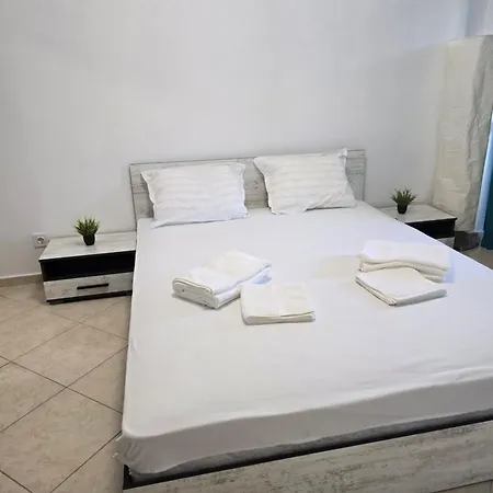 Elia Relax & Lux Aparthotel 3*