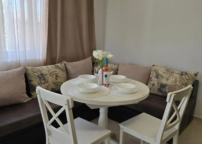 Elia Relax & Lux Aparthotel 3*