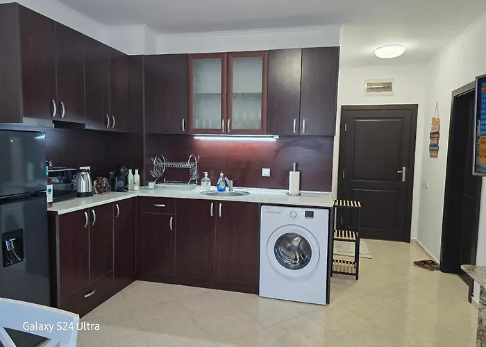 Elia Relax & Lux Aparthotel 3*